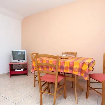 Korcula 4407b *