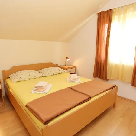 Korcula 4407b Апартаменты *